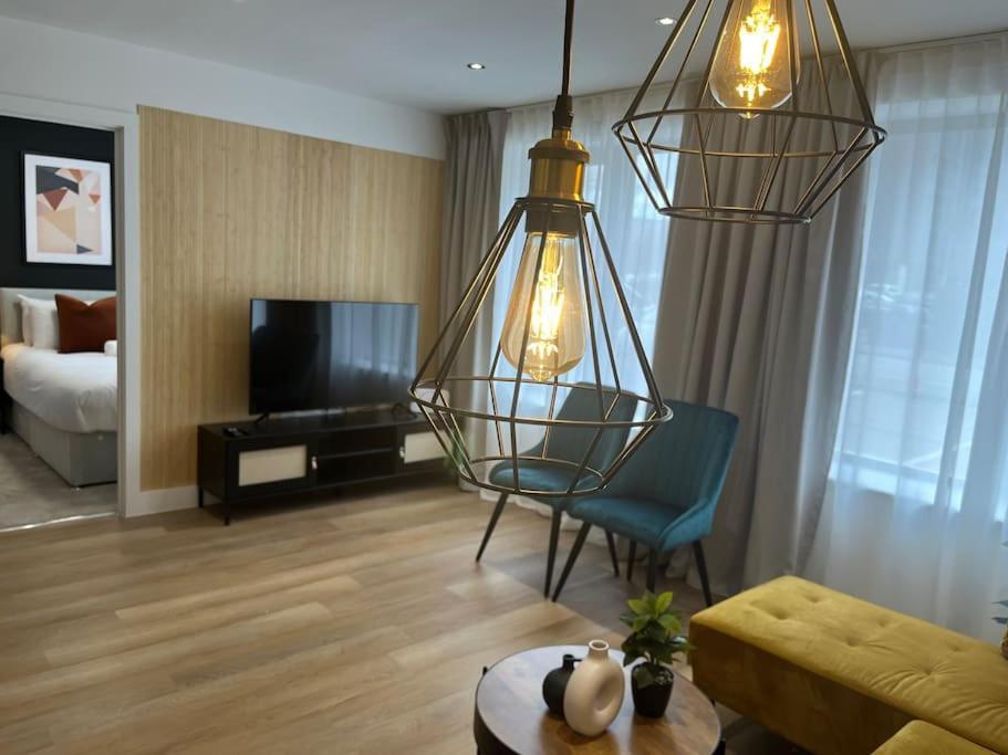 Cute One Bed Apartment - Old Trafford مانشستر المظهر الخارجي الصورة